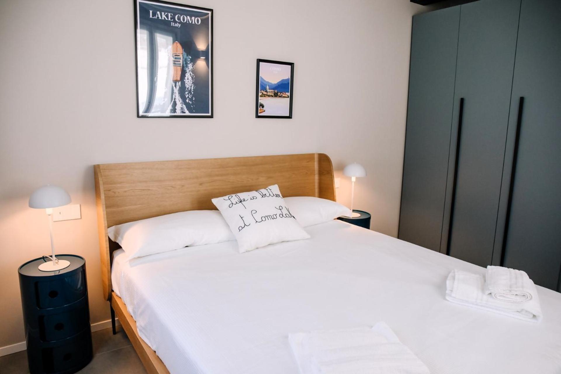 Elegant Beige Apartment - 5 Minutes From The Lake Como Exterior foto